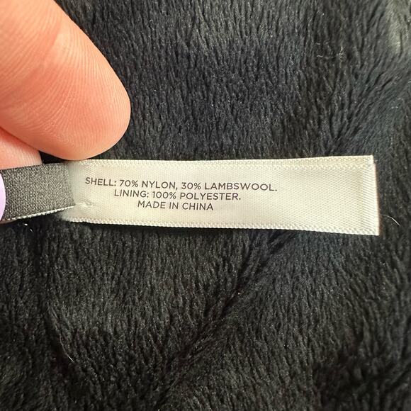 Talbots Lambswool Red Black Houndstooth Check Infinity Collar Scarf Women's - Picture 7 of 9